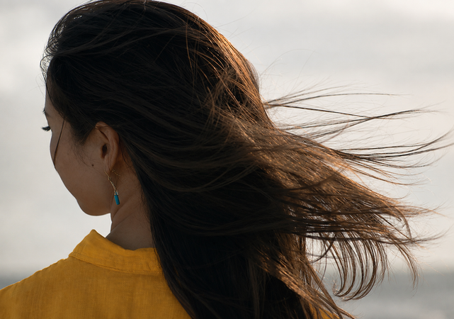 La biotine (vitamine B8) pour les cheveux : ce que la science en dit vraiment